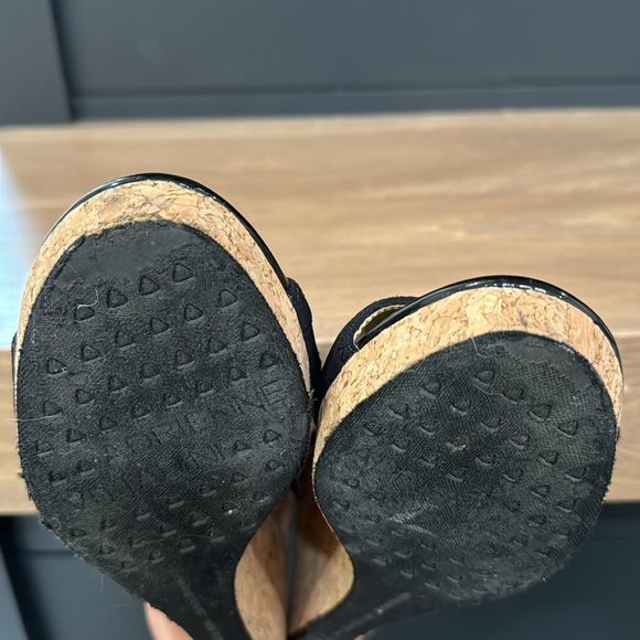 Adrienne Vittadini Black Cork Claudia Wedge Sandals - Picture 10 of 10
